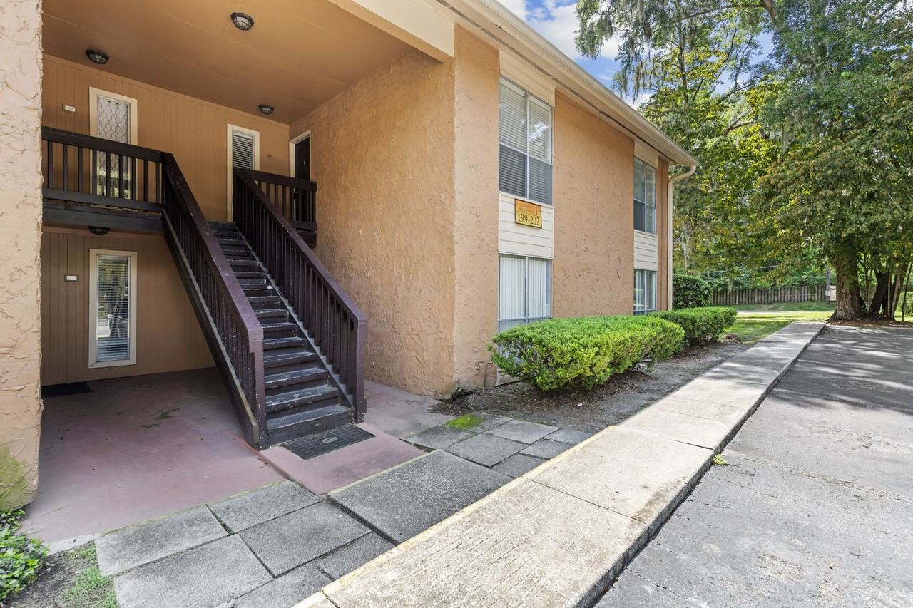 1810 Northwest 23rd Boulevard #201 - Photo 2 of 29