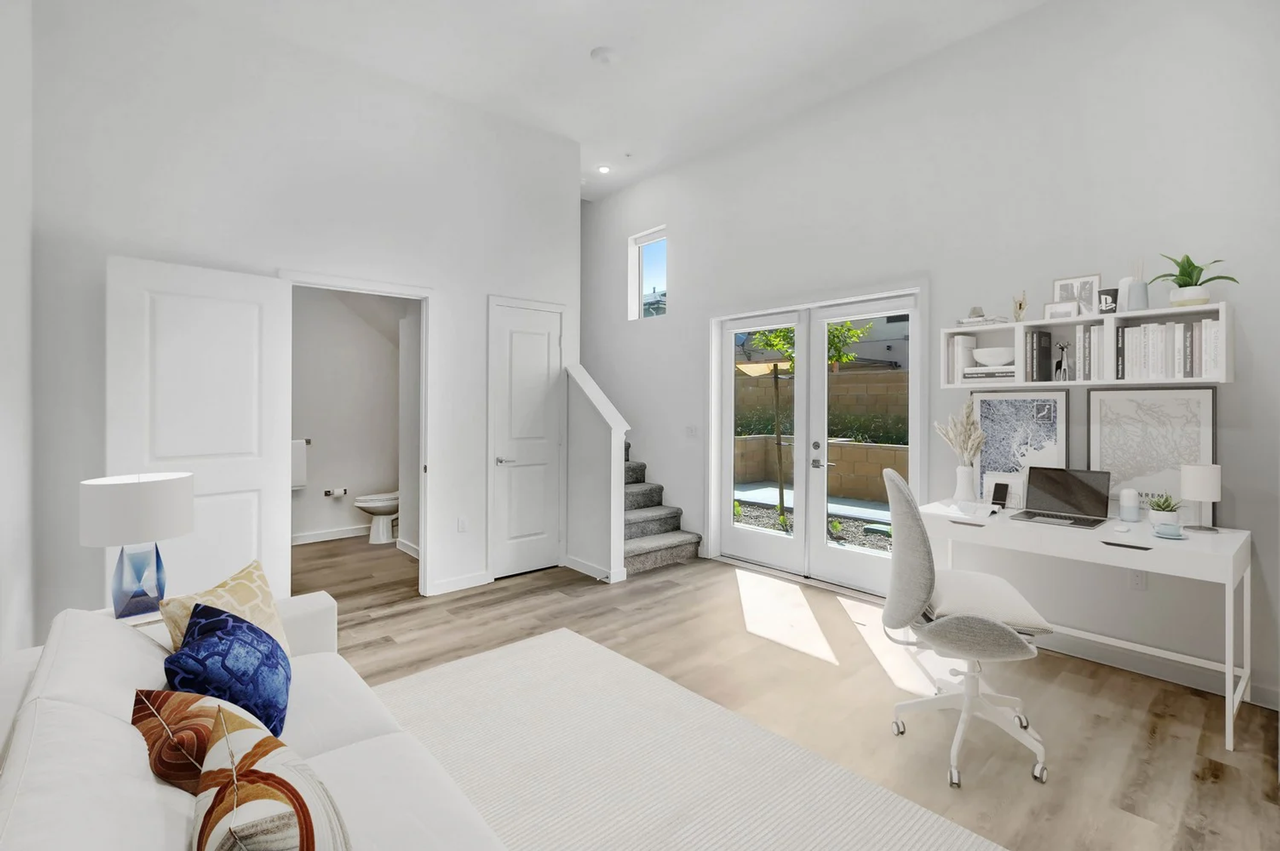 Shoreline Apartments - Photo 5 of 14