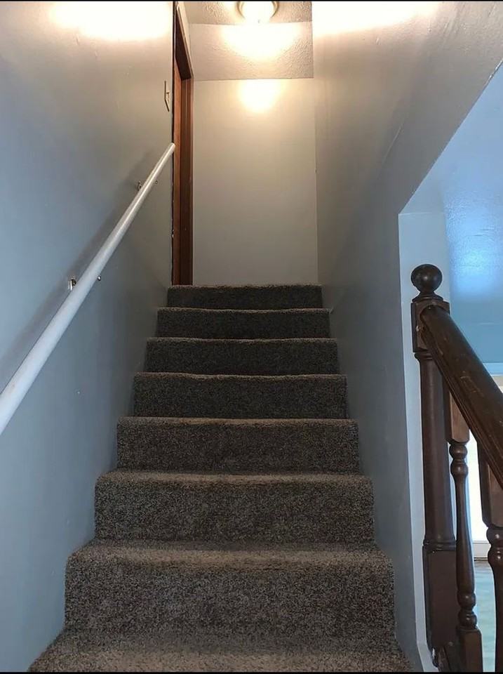 403 S Mitchell St - Photo 4 of 5