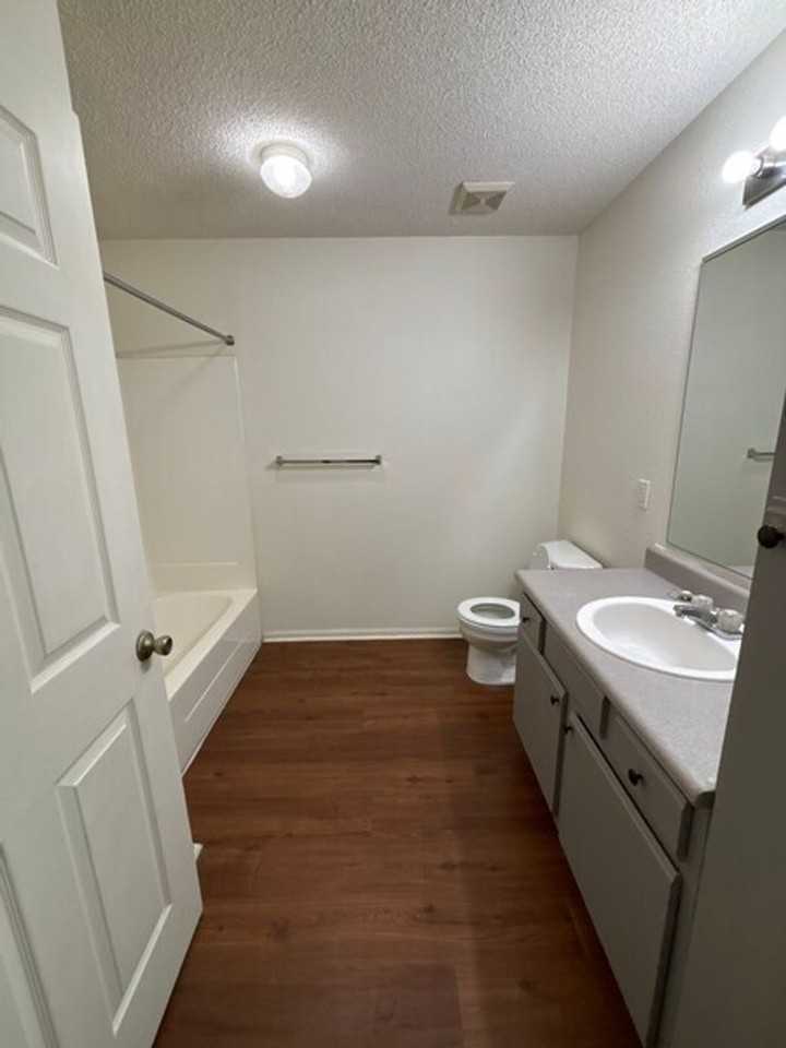 Remington - Photo 5 of 7