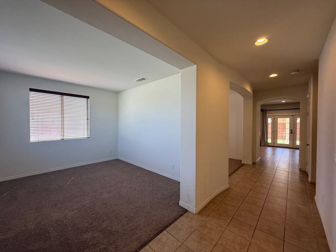 3014 Perdot Ave - Photo 5 of 26