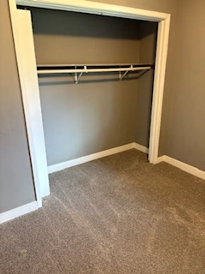 209 Estelle St #A2 - Photo 6 of 11