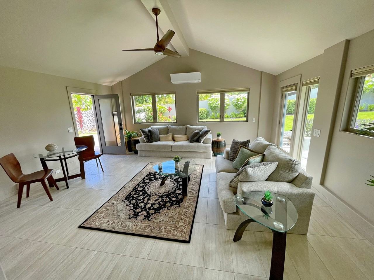 672 Mililani Pl - Photo 3 of 33