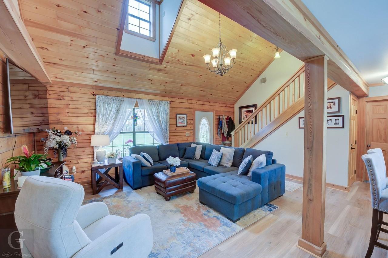 2147 Highway 172 - Photo 3 of 10