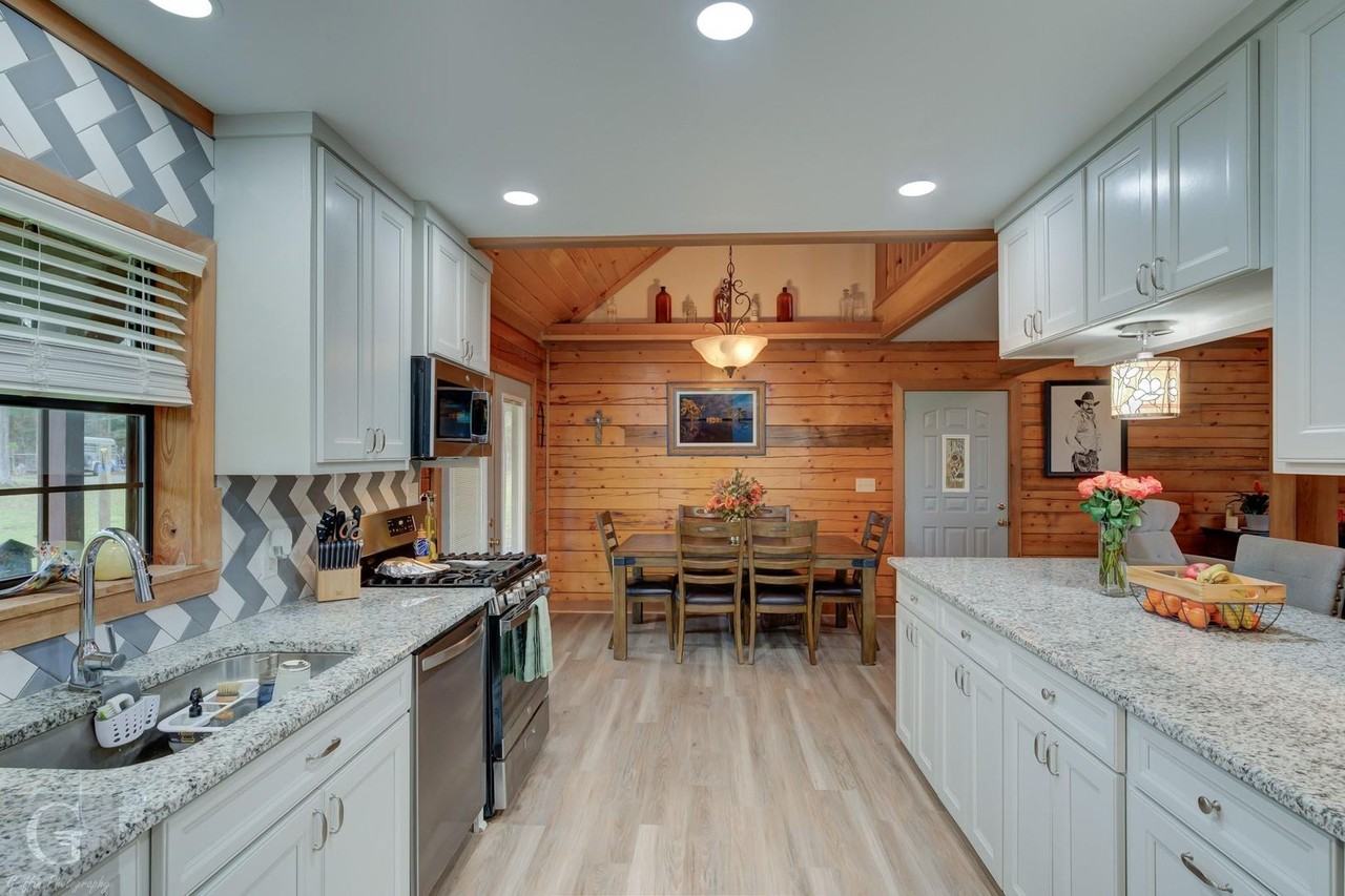 2147 Highway 172 - Photo 4 of 10