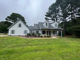 104 Waccamaw Dr - Photo 1 of 1