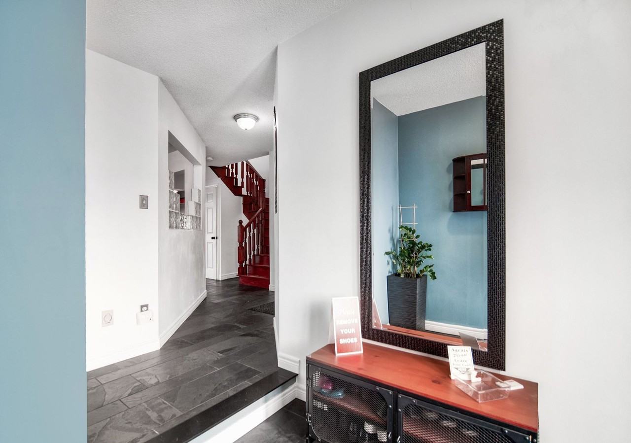 24 Steeprock Road - Photo 3 of 26