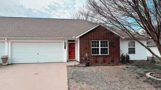 2230 S Country Club Dr - Photo 1 of 1