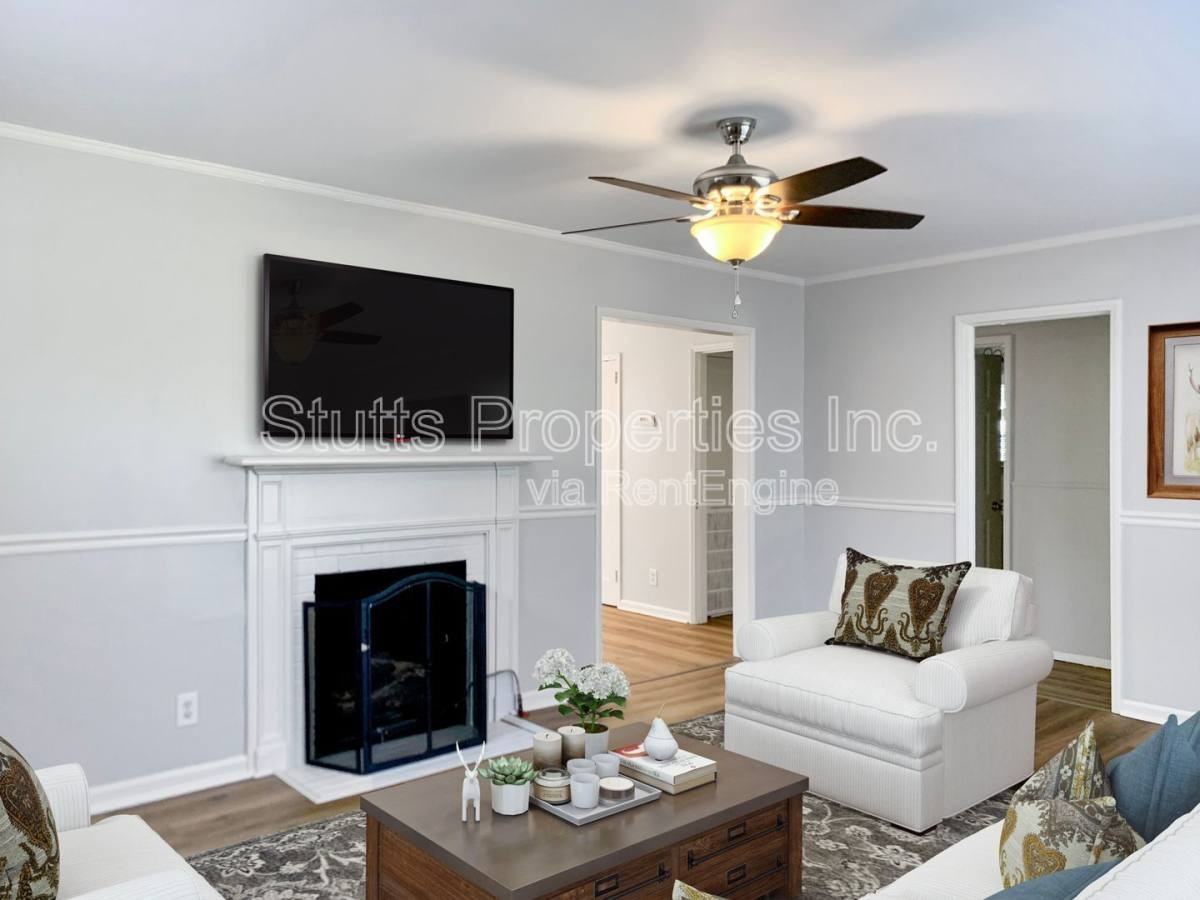 3207 E 12th Ave - Photo 2 of 10