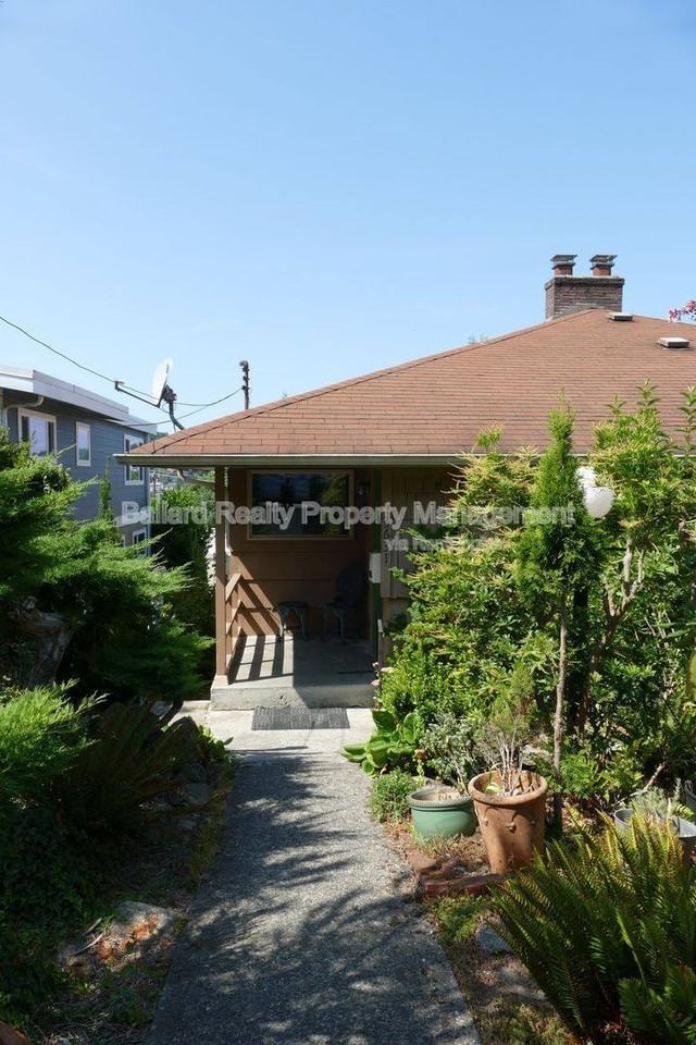 3631 1 2 13th Ave W - Photo 2 of 10