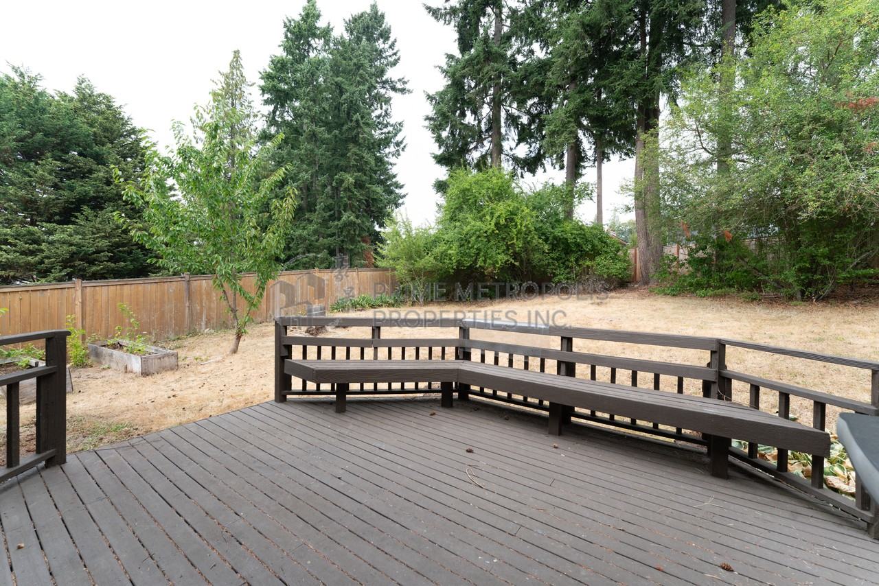 19320 135th Ave Se - Photo 2 of 33