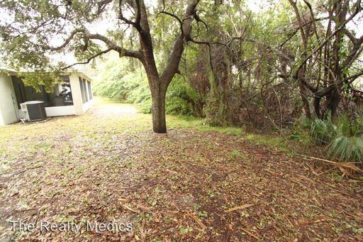 1099 Macon Dr - Photo 2 of 21