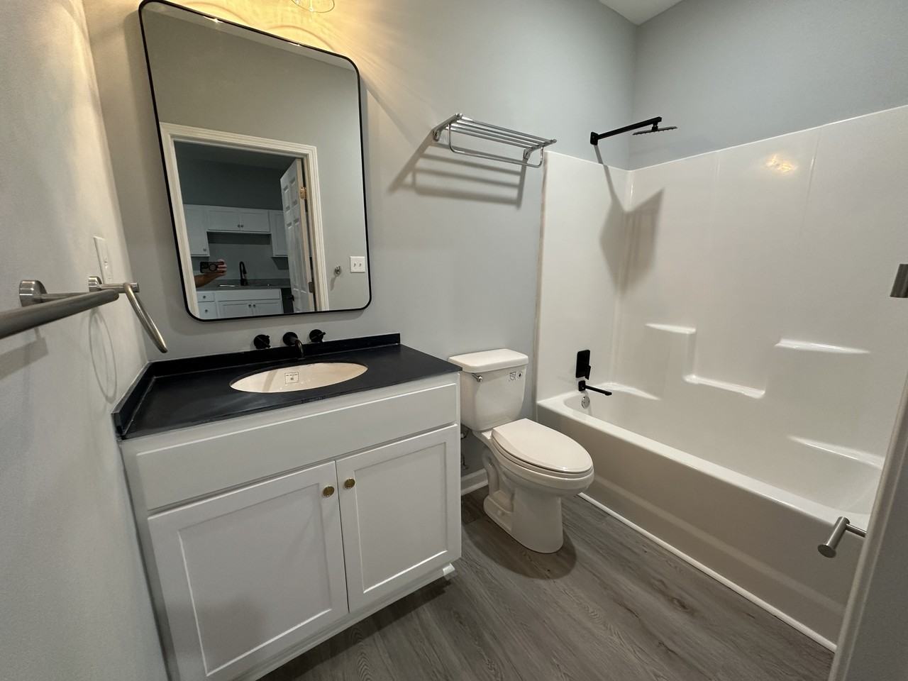 776 Baconsfield Dr - Photo 3 of 10