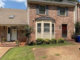 206 Hillsboro Cir - Photo 1 of 1