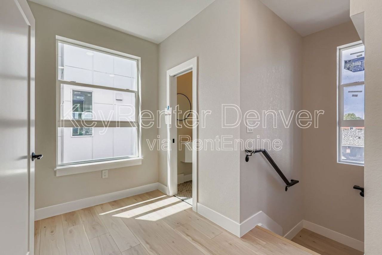 4100 E Warren Ave #1 - Photo 6 of 40