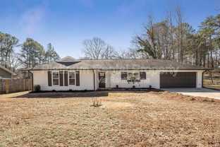 212 Fernbank St - Photo 1 of 1