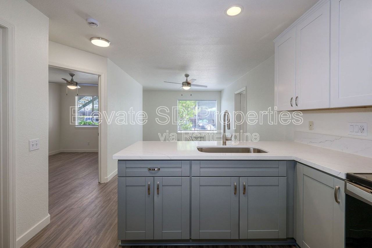 9430 Winter Gardens Blvd #11 - Photo 6 of 19