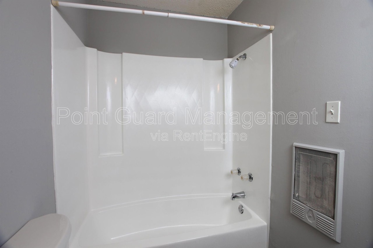 1212 S Longfellow St #311 - Photo 7 of 9