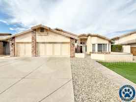 2718 E Bighorn Ave - Photo 1 of 1
