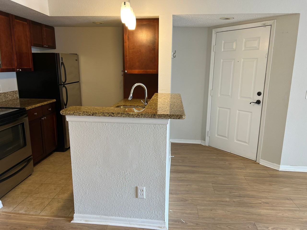 5156 Conroy Rd #1 - Photo 7 of 44