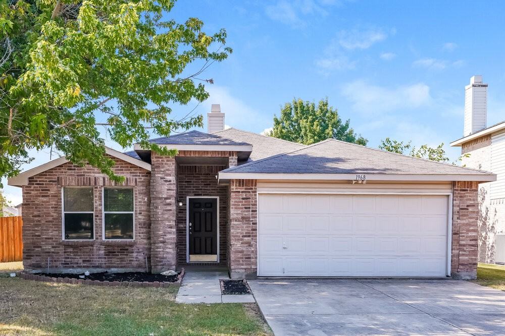 1968 Riverchase Ln - Photo 3 of 16