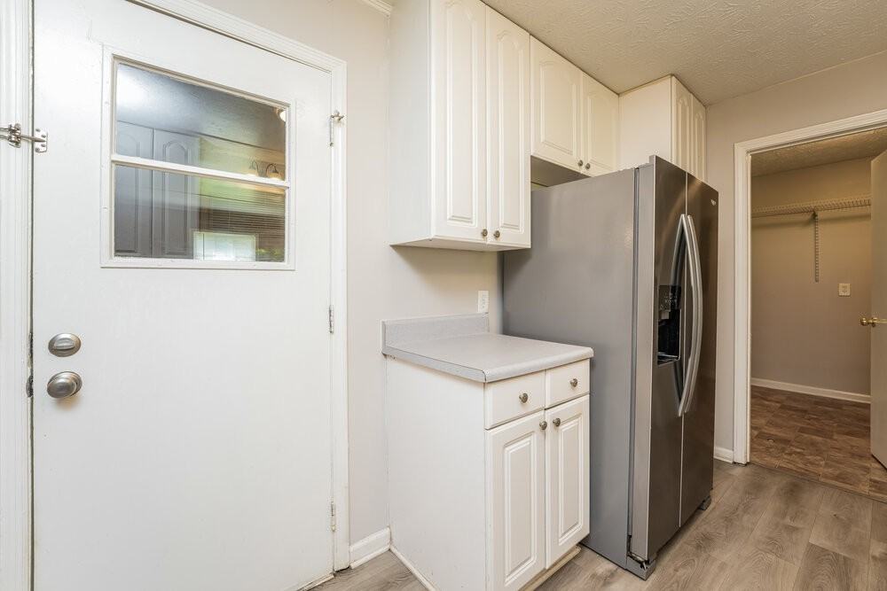 3730 Sunny Hill Dr - Photo 7 of 16