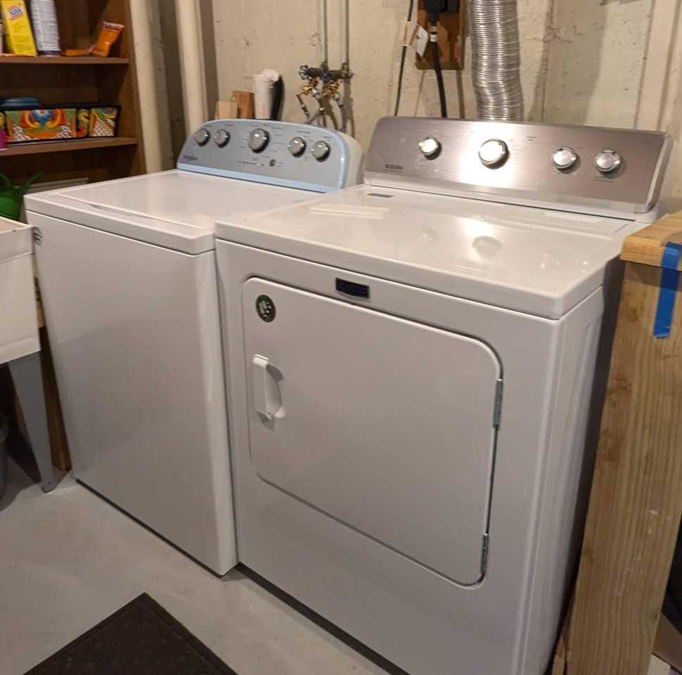 266 Endicott St N #23 - Photo 4 of 30