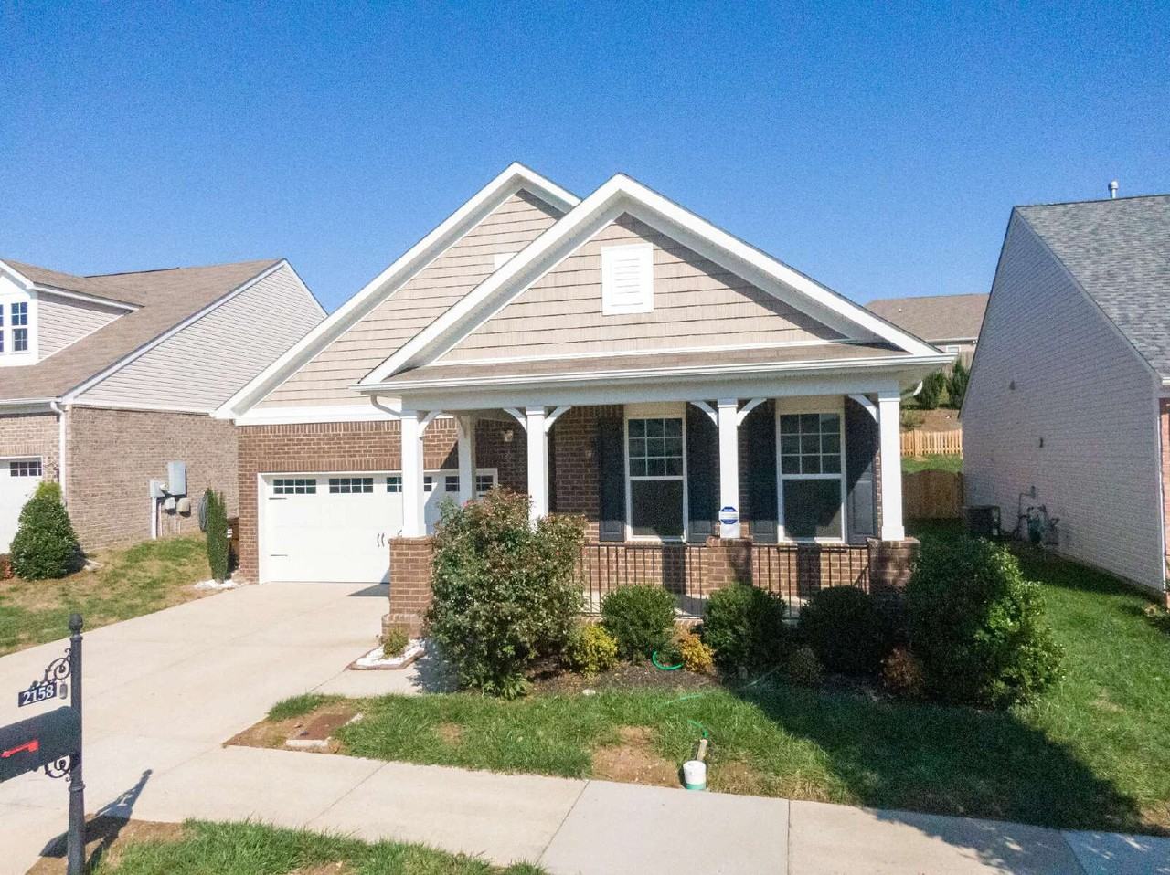 2158 River Overlook Dr - Photo 3 of 25