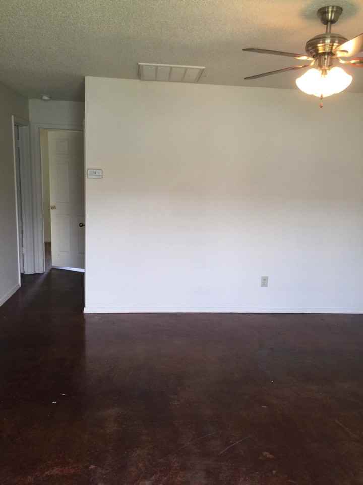 687 Jill Ln #B - Photo 2 of 12