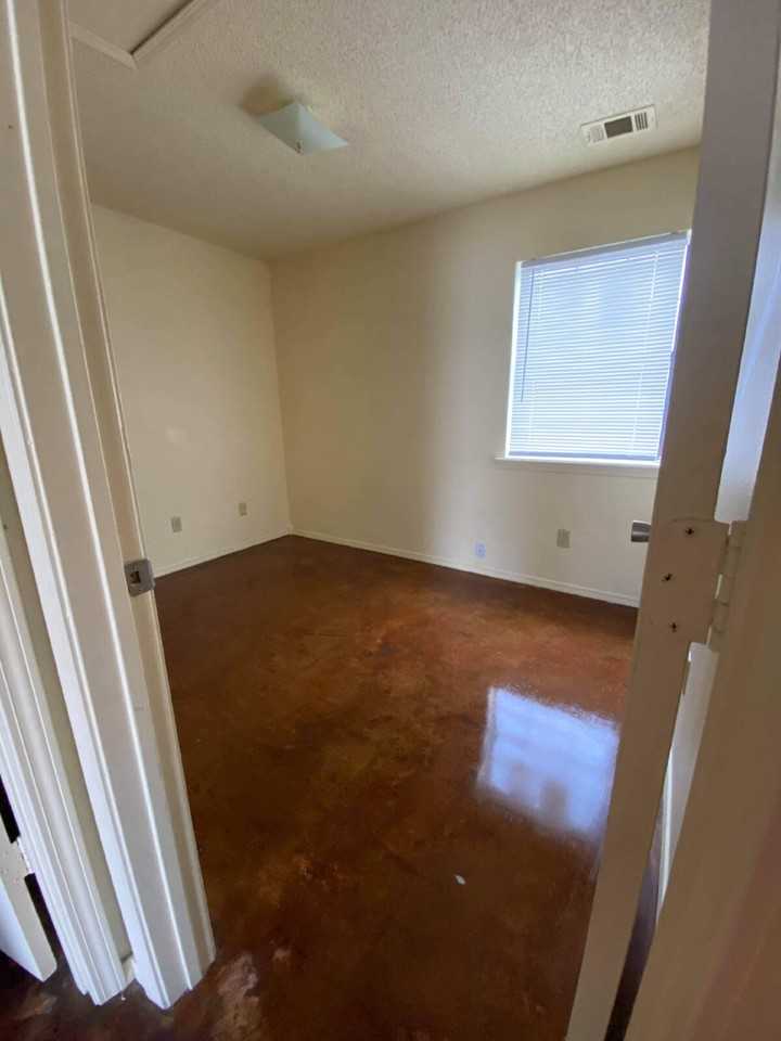 687 Jill Ln #B - Photo 7 of 12