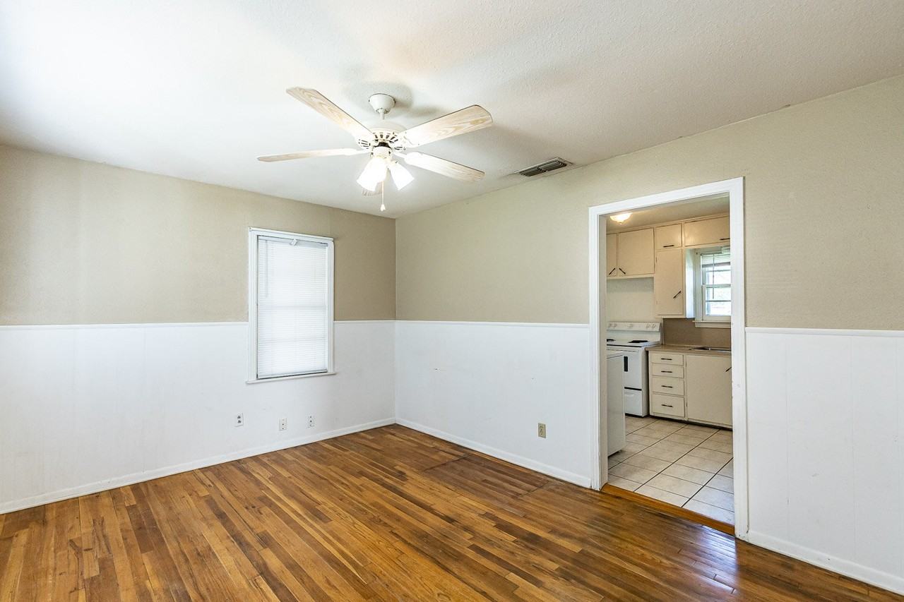 5010 38th St - Photo 4 of 12