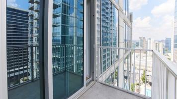 featured image of 100 6th St Ne