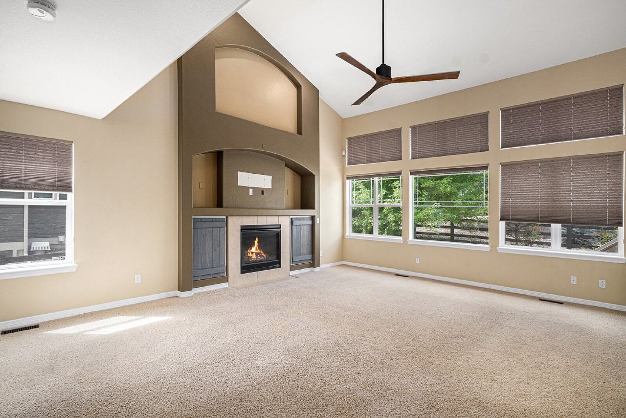 8699 S Addison Way - Photo 6 of 19