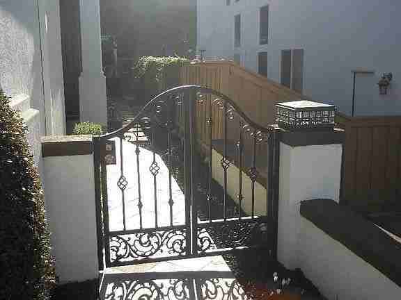 Aspen View Dr - Photo 3 of 42