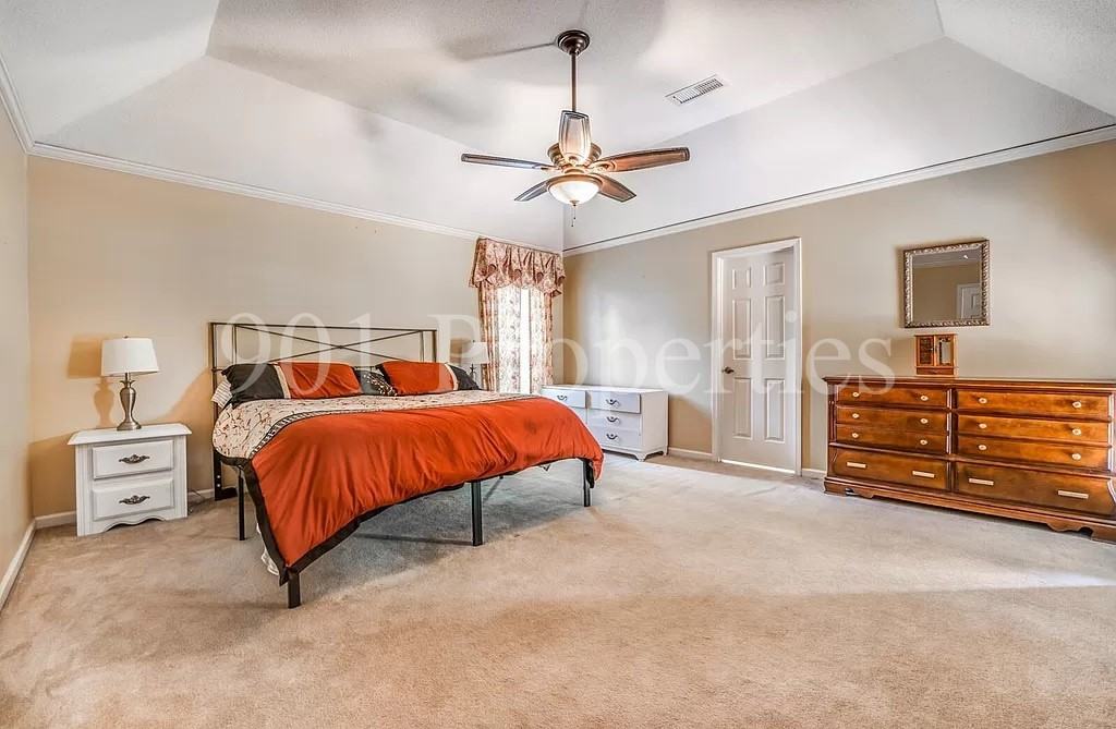 5981 Diplomat Pl - Photo 4 of 20