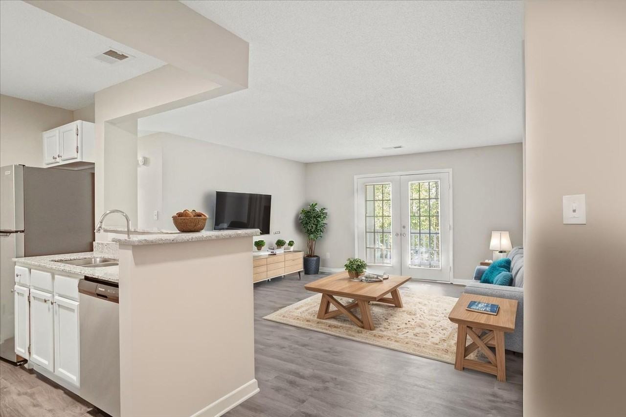 Briarwood Apartments - Photo 2 of 15