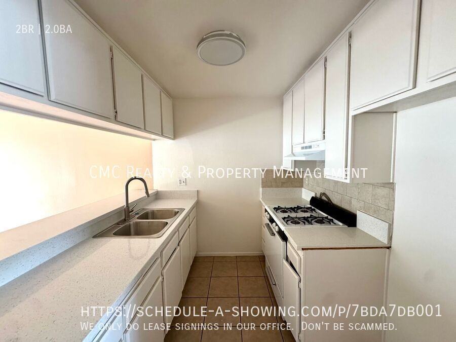 2475 Cedar Ave #Q - Photo 3 of 14