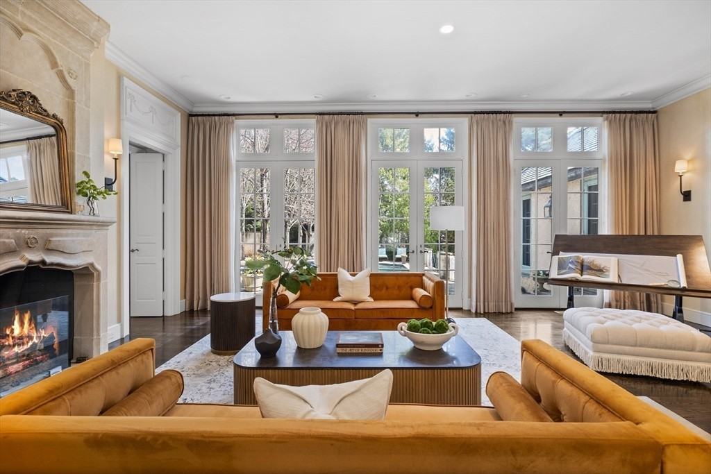120 Cabot St #NA - Photo 3 of 35