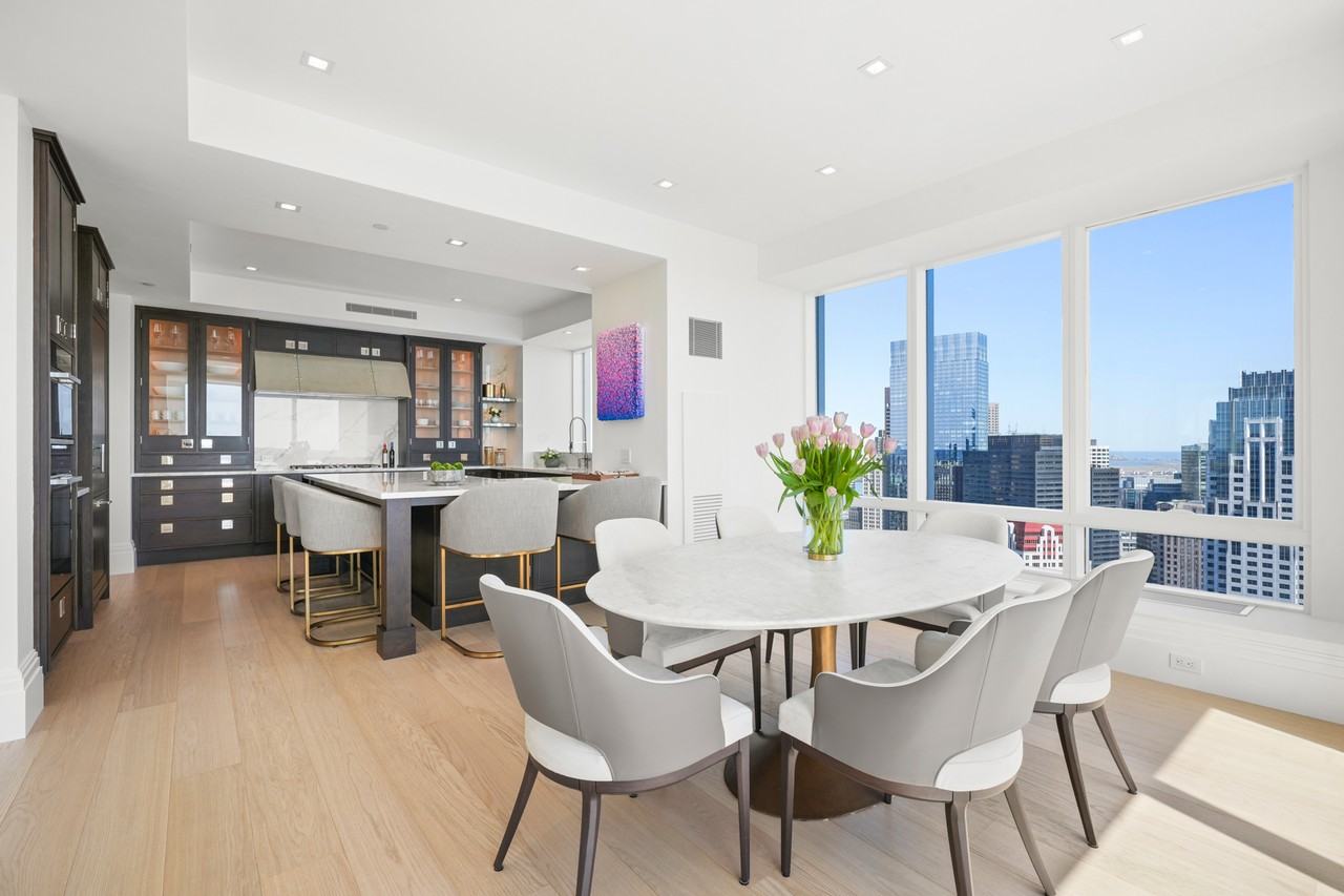 2 Avery St #PH3C - Photo 3 of 14