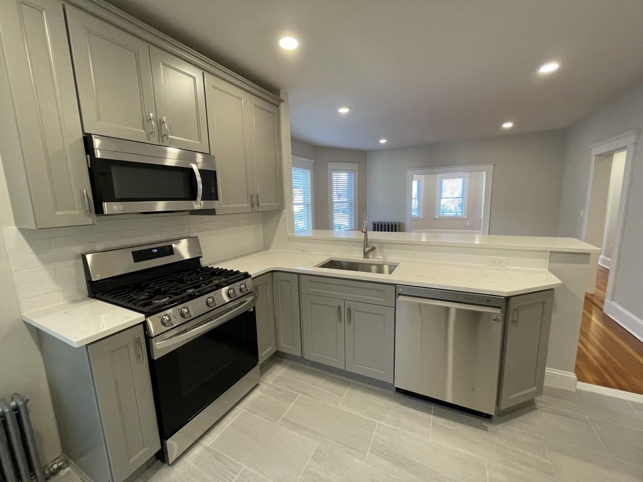 16 Hastings St #1 - Photo 2 of 14