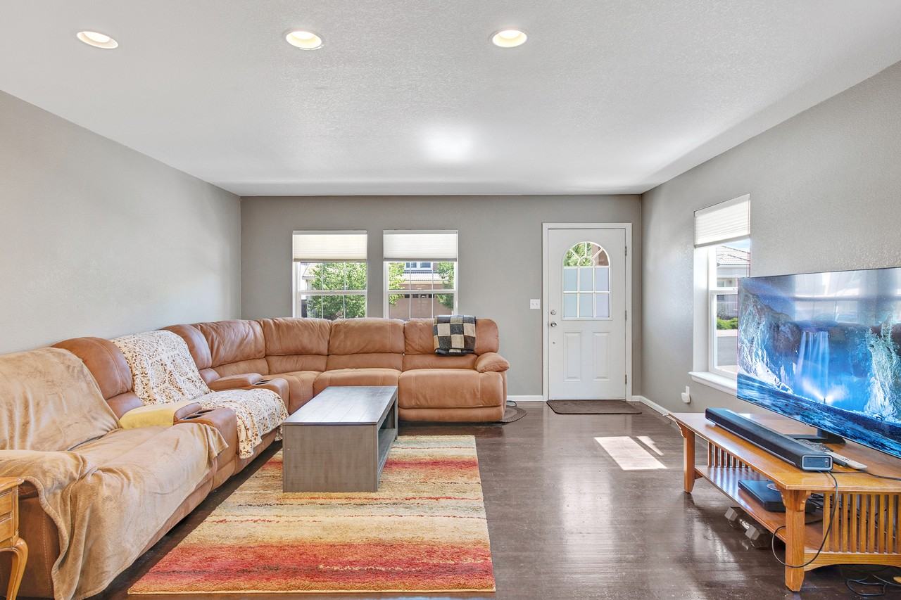 3758 Dinosaur St #NA - Photo 4 of 28