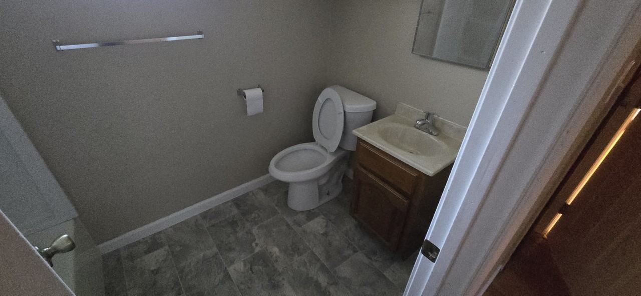 430 N 6th Ave #430 - Photo 3 of 9
