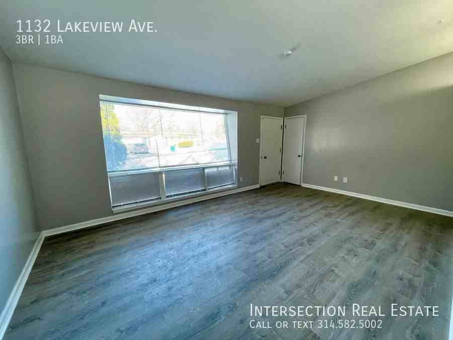 1132 Lakeview Ave - Photo 4 of 17