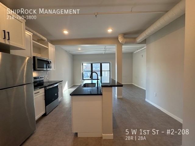 5 West Superior Street #2-208 - Photo 2 of 22