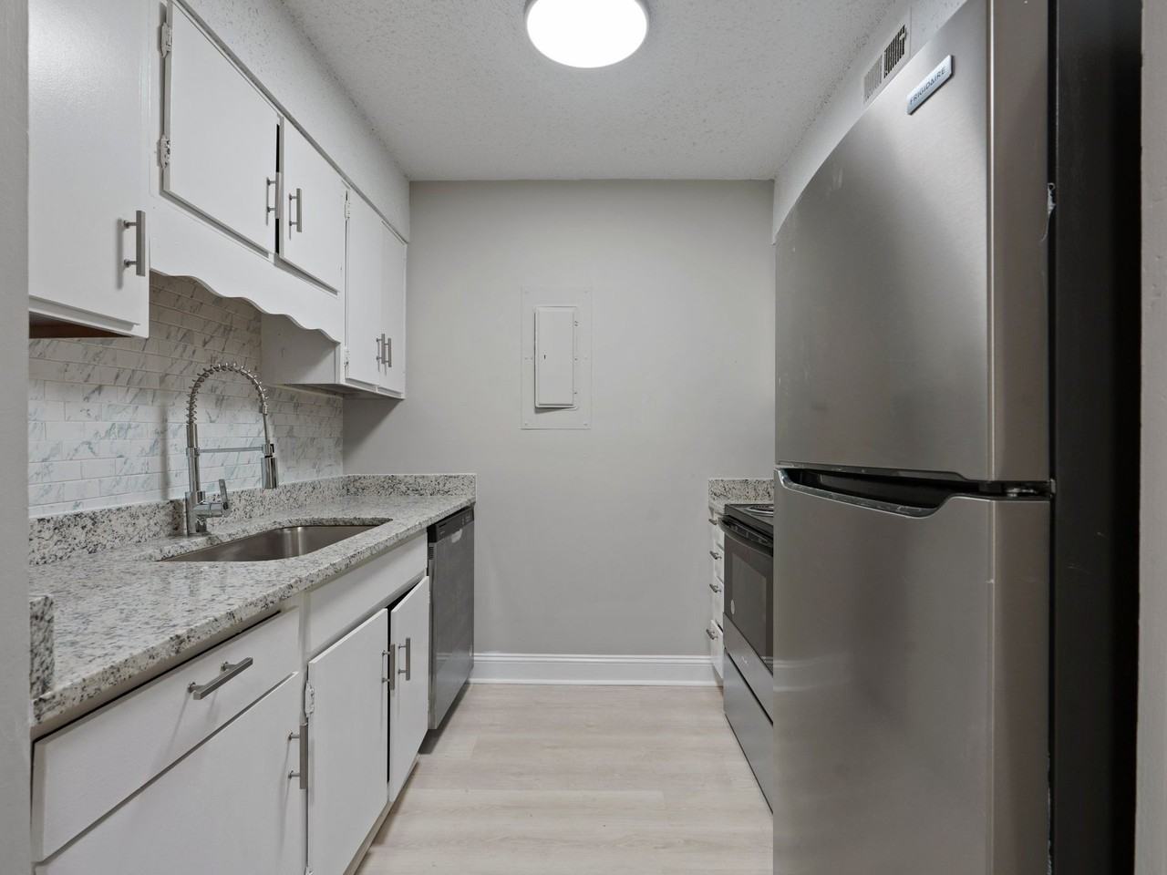 Arbor Landing Apartments - Photo 4 of 50