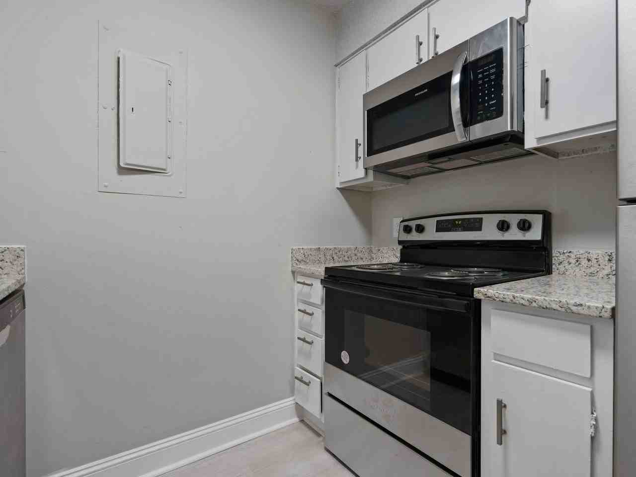 Arbor Landing Apartments - Photo 5 of 50