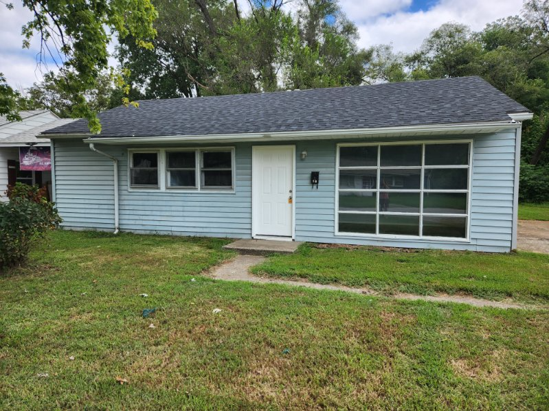 16 Delores Dr - Photo 2 of 9