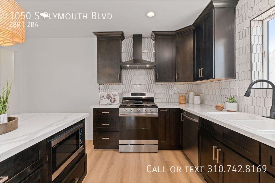 1050 S Plymouth Blvd - Photo 3 of 31