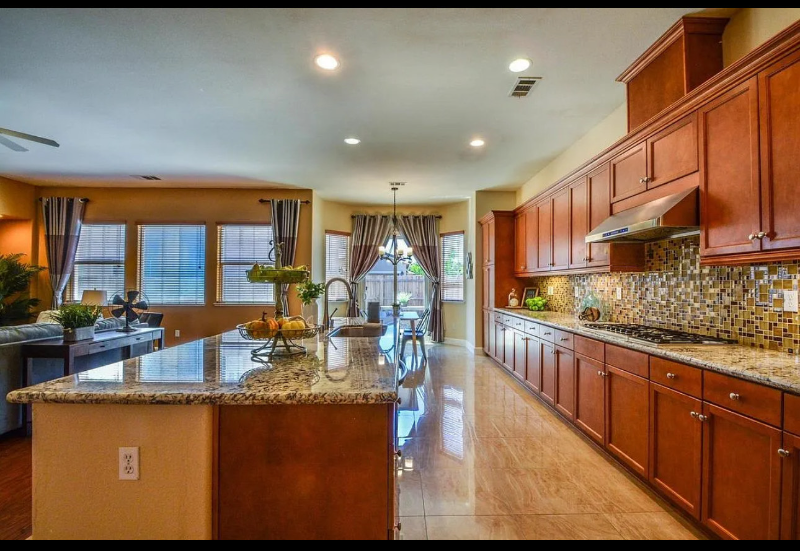 6010 Corrin Way - Photo 3 of 16