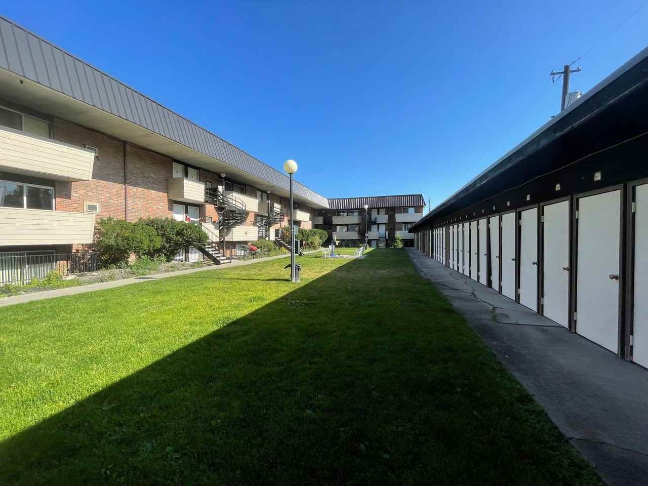 Alexan Court Apartments - Photo 4 of 10